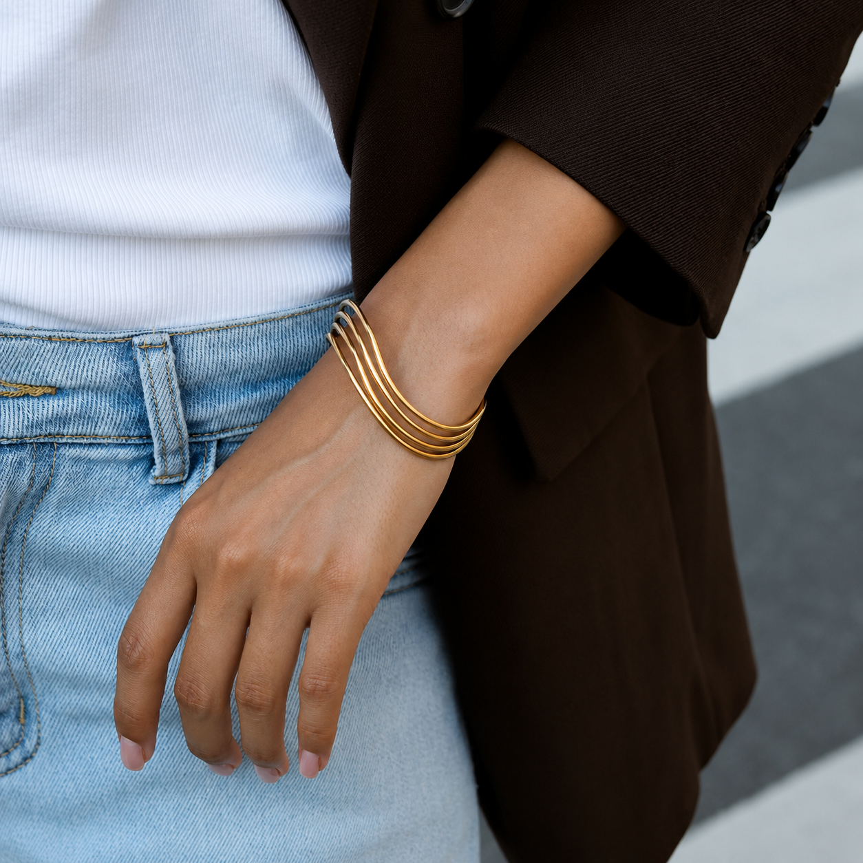 SIP ARC BRACELETE