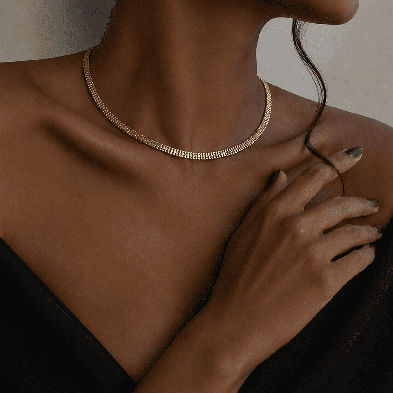 SIP EDGE NECKLACE